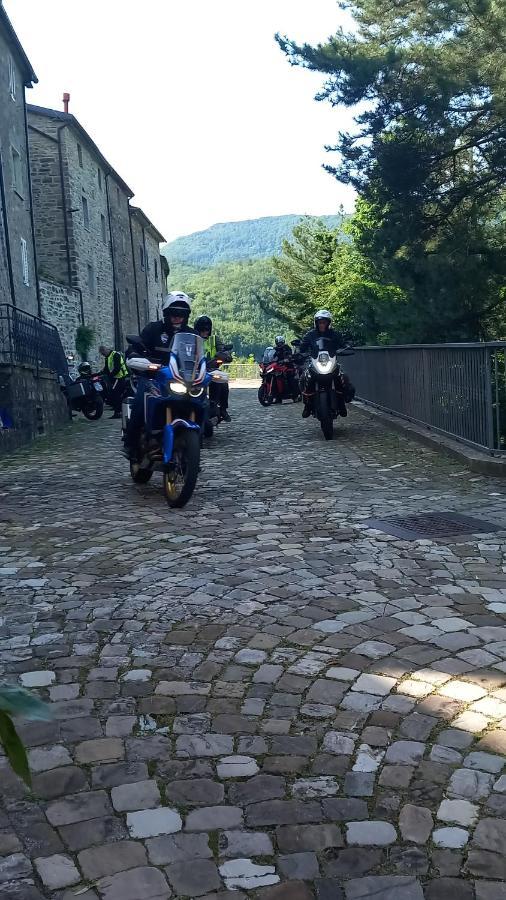 Il Borgo Casteldelci Hotel Luaran gambar